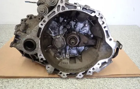 Toyota Corolla E120 E130 Manual 5 speed gearbox