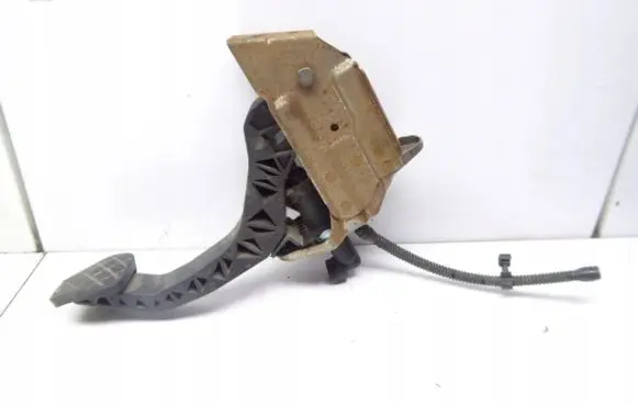 Clutch pedal