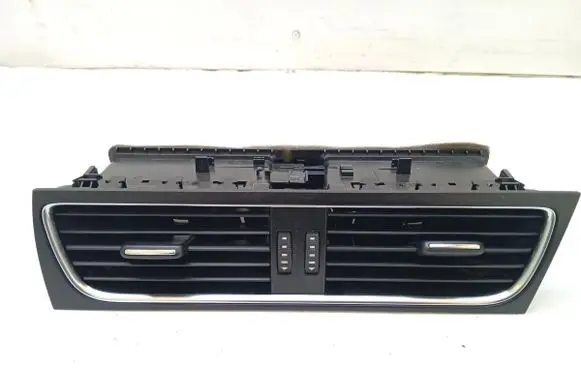 Audi A5 8T 8F Dash center air vent grill 8T2820951B