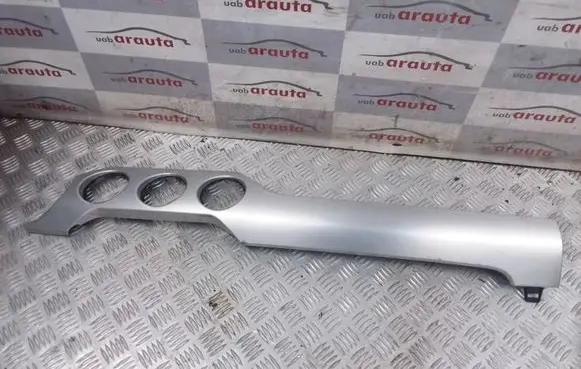 Ford Mustang VI Dashboard glove box trim FR3B63044A92