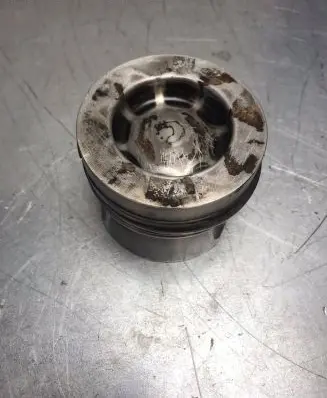 Volkswagen Transporter - Caravelle T5 Piston 81L137A2