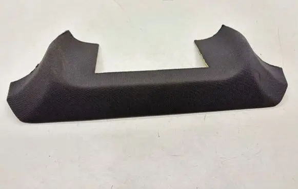 Tailgate trim