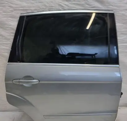 Rear door