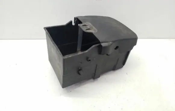Ford Focus Battery box tray 