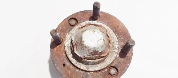 Mitsubishi Space Star Rear wheel hub