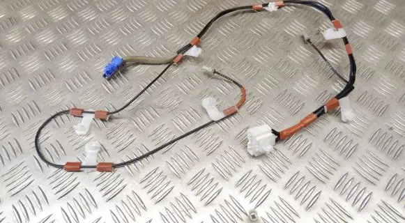Lexus ES 250 - 300 - 330 Other wiring loom 8610133S20