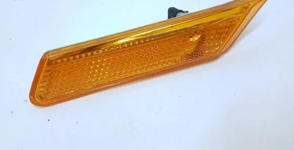 Porsche Boxster 987 Front fender indicator light 997631033