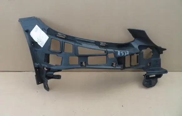 Mercedes-Benz C AMG W205 Front bumper mounting bracket A2058853265