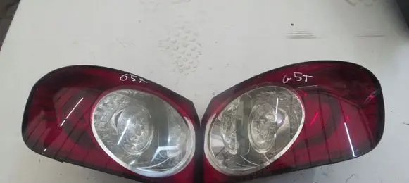 Volkswagen Golf Plus Tailgate rear/tail lights 5M0945095L