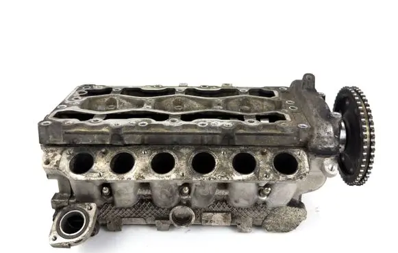Hyundai ix 55 Engine head 243313A000
