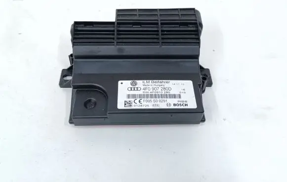 Audi Q7 4L Power management control unit 4F0907280D F005S00291