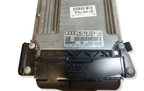 Audi A4 S4 B7 8E 8H Engine control unit/module ECU 0261S02463 8E1910115A 8E0907115D