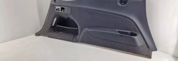 Audi Q7 4M Trunk/boot side trim panel 4M0863879H