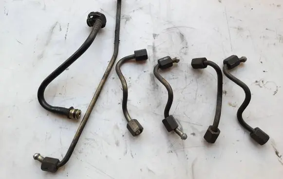 KIA Carens I Fuel line pipe 3147127400 3141027000