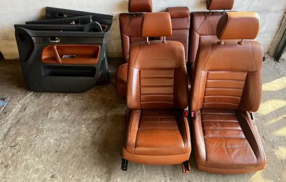 Volkswagen Touareg I Interior set