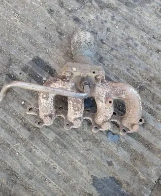 Ford Mondeo MK II Exhaust manifold