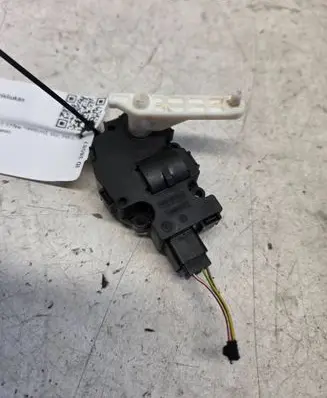 Jaguar XF X260 Air flap motor/actuator MF1139301380