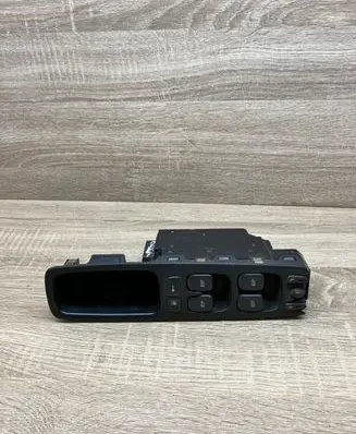 Volvo S60 Electric window control switch 30658116