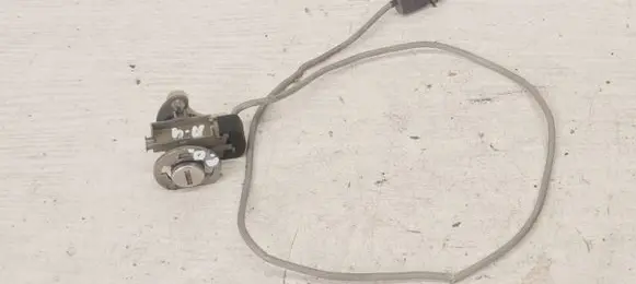 Audi A4 S4 B5 8D Front door lock (next to the handle) 