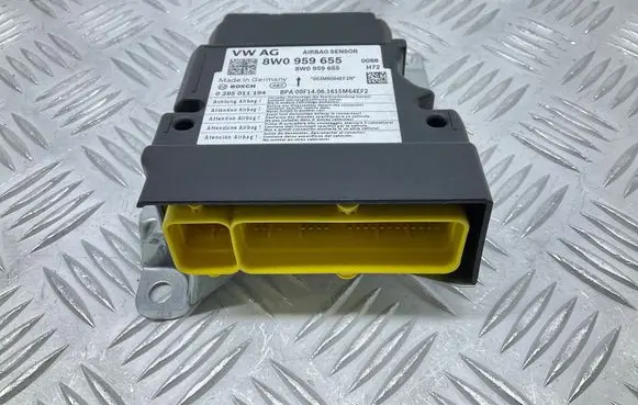 Audi A4 S4 B9 Airbag control unit/module 8W0959655