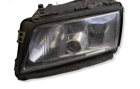 Audi A8 S8 D2 4D Headlight/headlamp 1305235230
