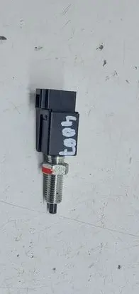 Clutch pedal sensor