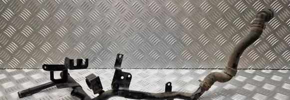 Volkswagen Golf IV Engine coolant pipe/hose 038121065