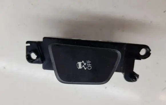 Traction control (ASR) switch