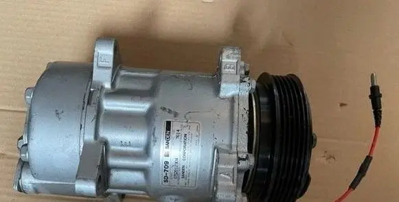 Renault Twingo I Air conditioning (A/C) compressor (pump) SD709-7614-II-I