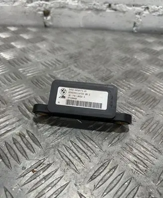 BMW 3 E90 E91 ESP acceleration yaw rate sensor 6850374 10170106923
