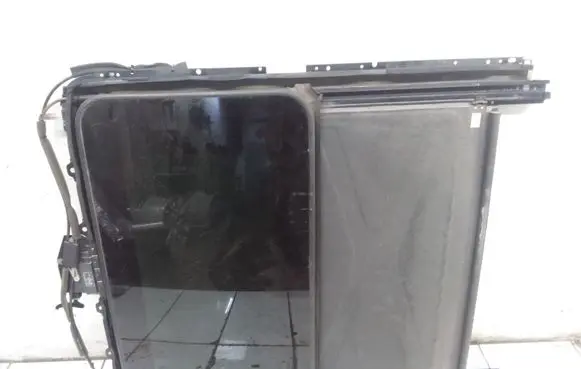 KIA Sorento Sunroof set 030117425 1703933B 1703934C
