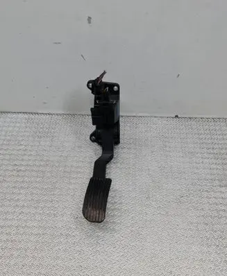Mercedes-Benz Vito Viano W639 Accelerator throttle pedal 0281002563 A6393000704