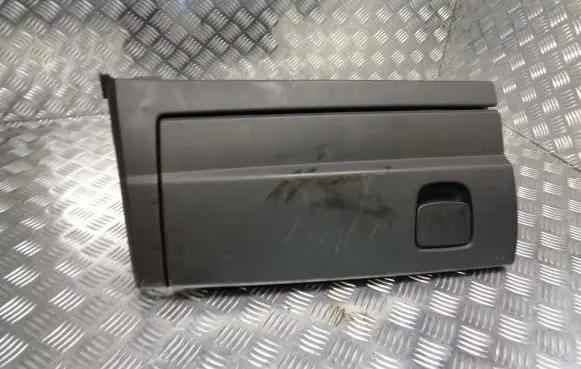 Fiat Croma Glove box