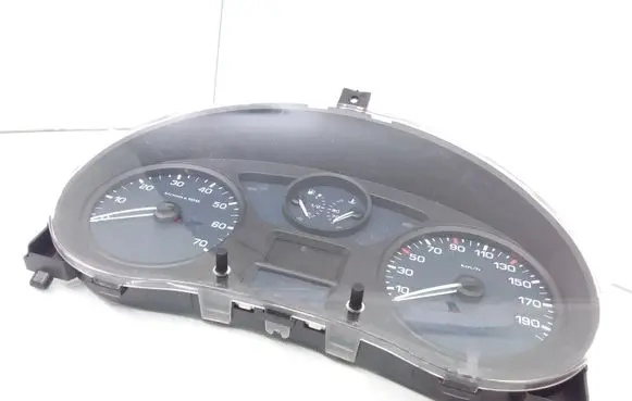 Citroen Berlingo Speedometer (instrument cluster) 9665983580