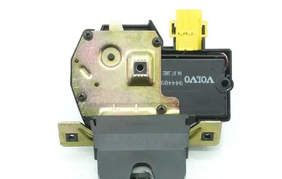 Volvo C70 Tailgate/trunk/boot lock/catch/latch 8611158