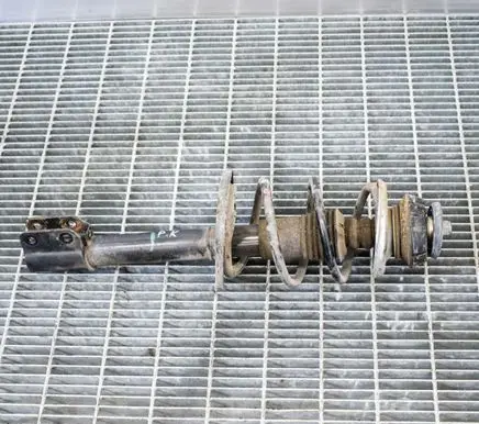 Dacia Sandero Front shock absorber/damper 543029731R
