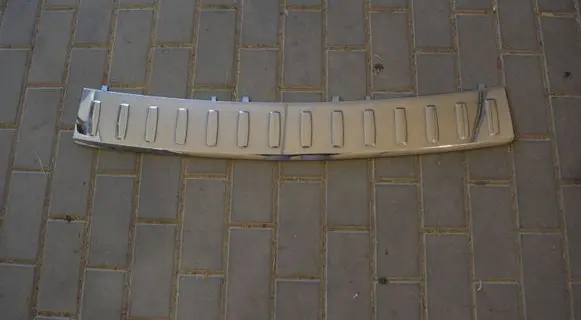 Mercedes-Benz ML W166 Rear bumper trim bar molding A1668853374