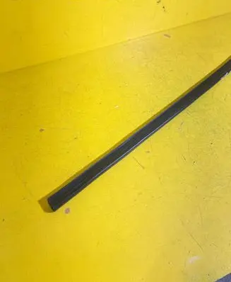 Audi A4 S4 B6 8E 8H Engine compartment rubber 