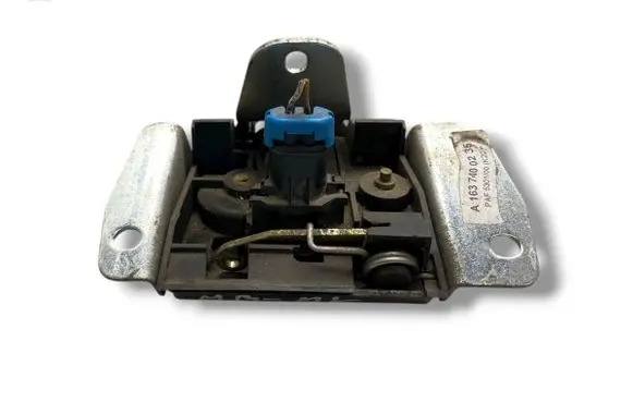 Mercedes-Benz ML W163 Loading door lock A1637400235 K1247