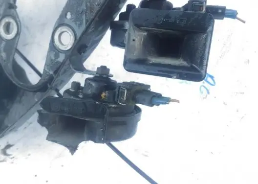 Volkswagen PASSAT B5.5 Horn signal