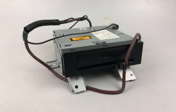 Subaru Outback Navigation unit CD/DVD player 86271AG010