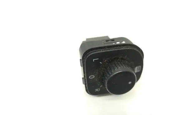 Volkswagen PASSAT B6 Wing mirror switch 1K0959585H