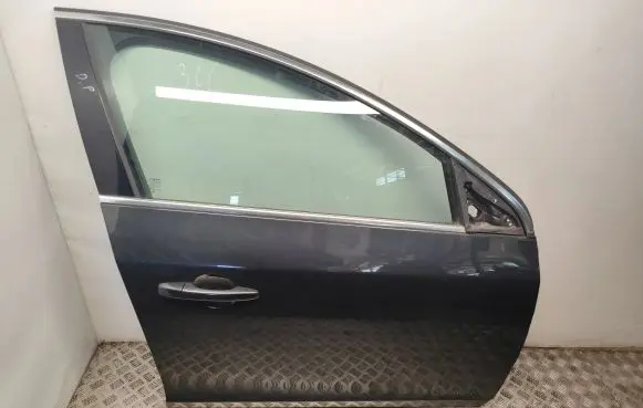 Volvo V60 Front door