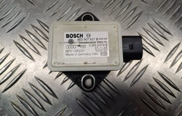 Audi A6 S6 C6 4F ESP acceleration yaw rate sensor 8E0907637B 0265005618