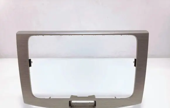 Radio/GPS head unit trim