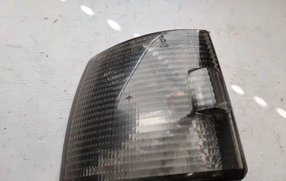 Volkswagen Transporter - Caravelle T4 Front indicator light 136405