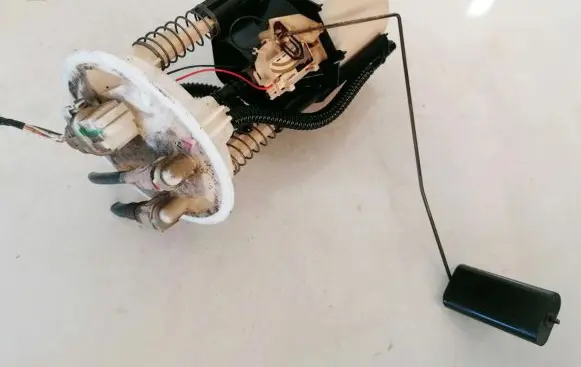 Fuel level sensor