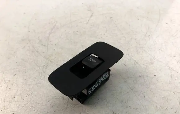 Volvo V40 Electric window control switch 31394840