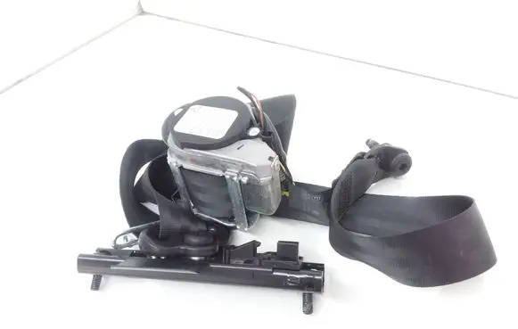 Ford Focus Front seatbelt BM5161294ACW 617231800 AM51611C46AB