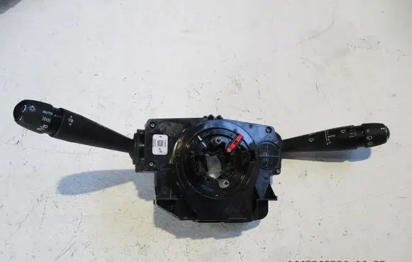 Citroen DS4 Central console control unit 98313019ZD